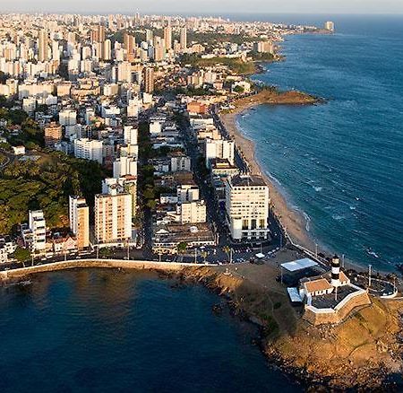 Flat Luxo Bem Localizado No Bairro Da Barra Salvadorアパートメント エクステリア 写真