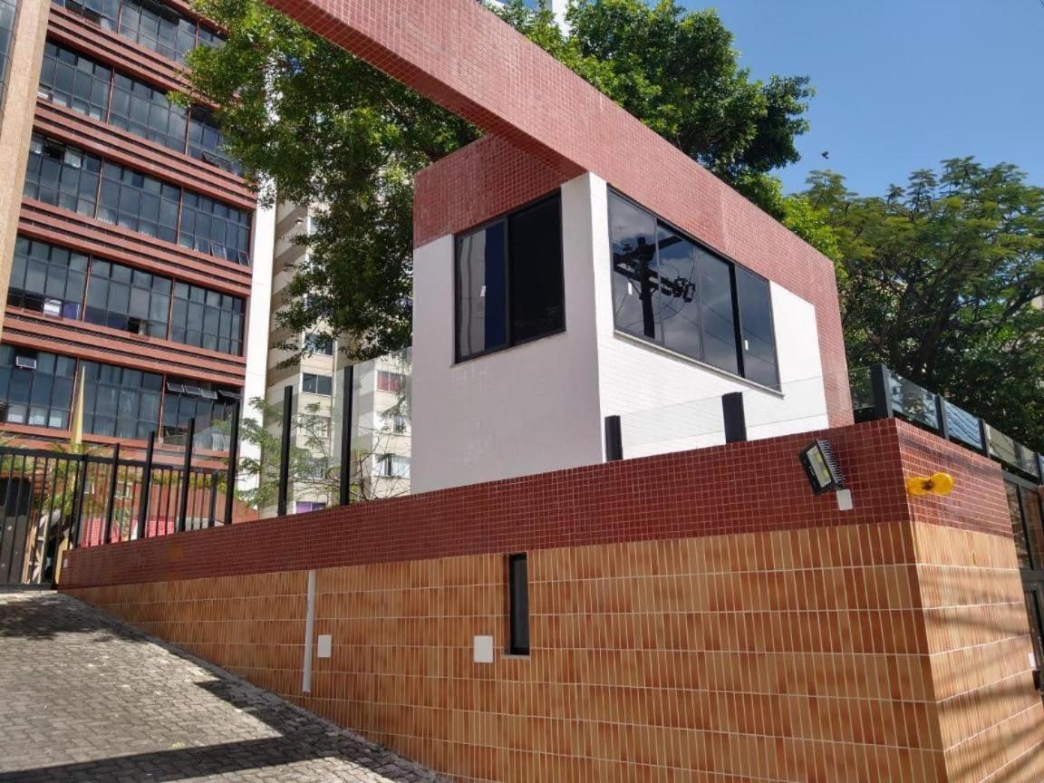 Flat Luxo Bem Localizado No Bairro Da Barra Salvadorアパートメント エクステリア 写真