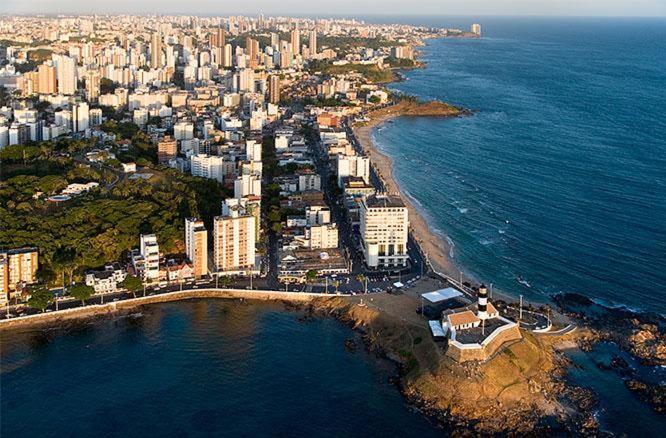 Flat Luxo Bem Localizado No Bairro Da Barra Salvadorアパートメント エクステリア 写真
